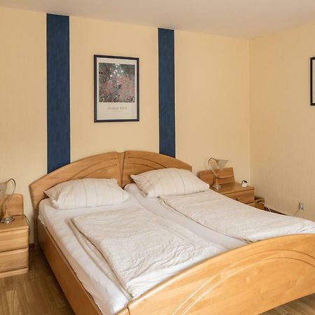 Gaestezimmer Strauss Kottenheim Екстер'єр фото